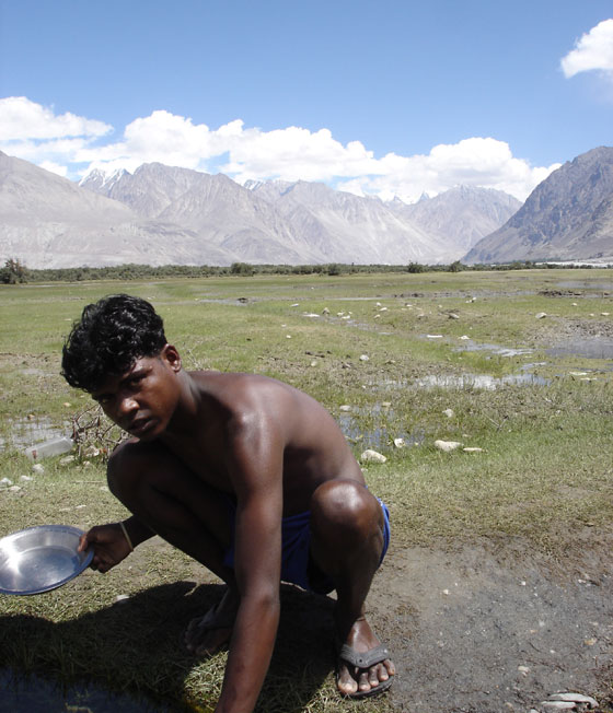 Hundar River