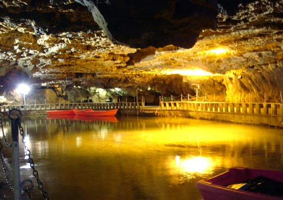 Ali Sadr Cave