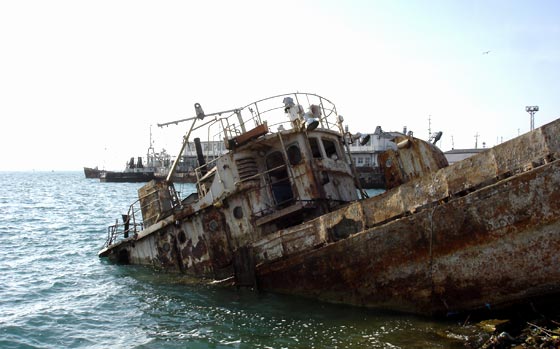 Dead Ship