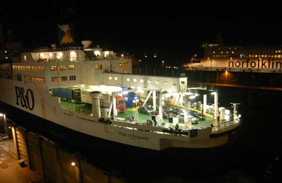 Ferry on tha Dohver