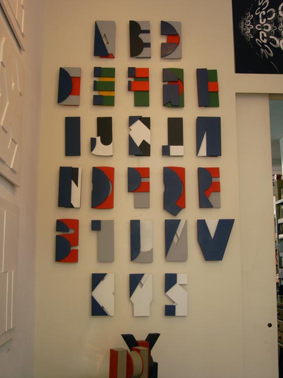 Typo gallery in Ams