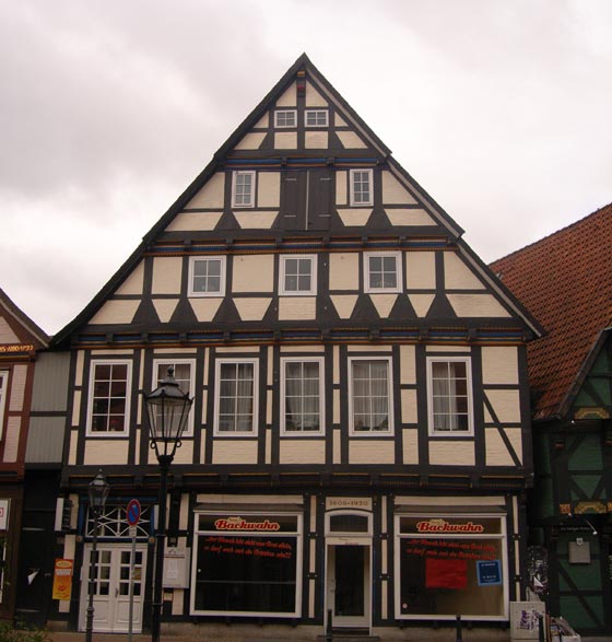 Celle Row