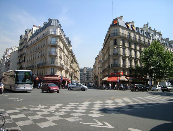 Pari Row