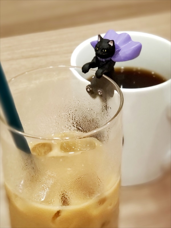 ふちねこ