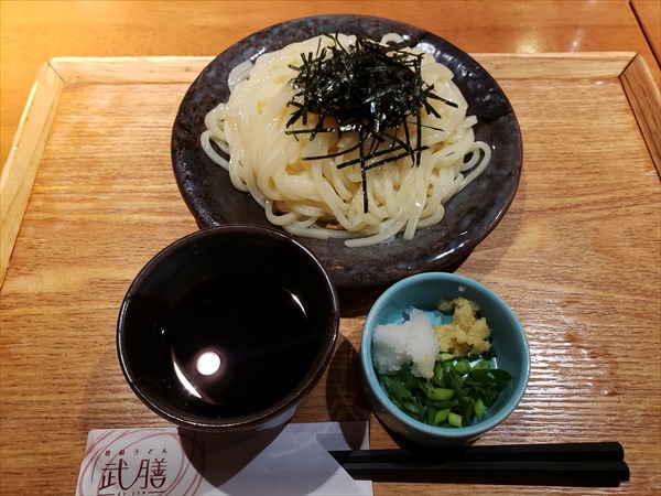 一人で行くうどん〜武膳