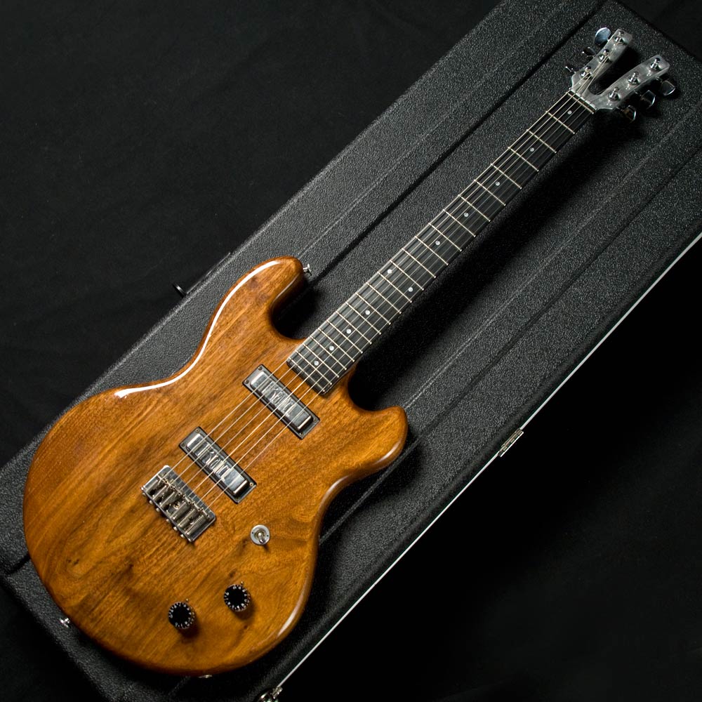 Vaccaro-USAアルミネックギター(激レア品)