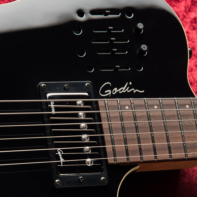 Godin A6 Ultra Black