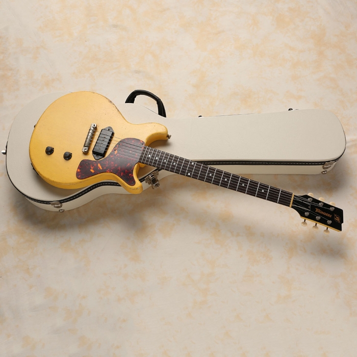 ロックンロールの為のギター、 Rock N Roll Relics からThundersが入荷