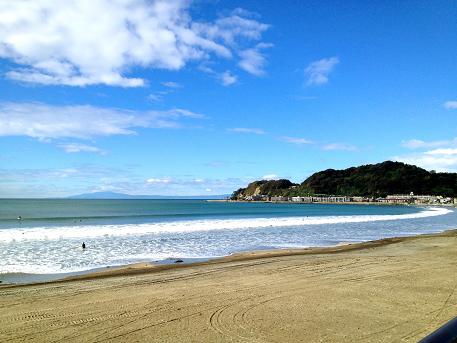 由比ヶ浜 ブルー かまくら凛の日々是好日