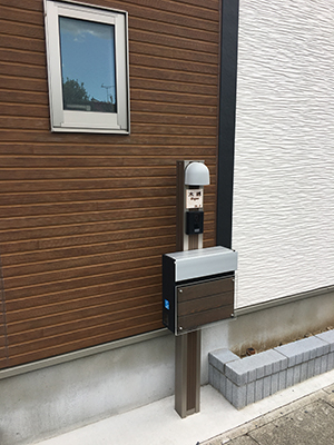 住まいのための手描き装飾タイル制作ネット販売・いろといろ工房/表札タイル