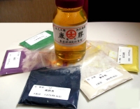 鹿膠&岩絵の具