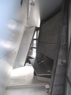 玄関開き戸2