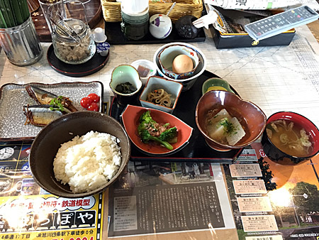 朝食の膳