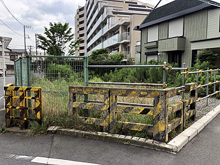 踏切の跡