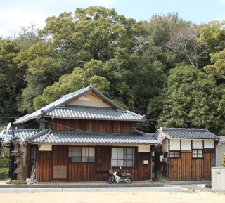 直島