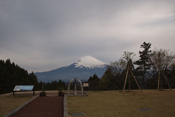 P4276618_R.JPG