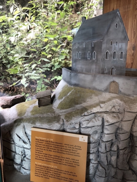 【訳あり値下げ】レノックス ファルケンシュタイン城 オブジェ 日本の世界遺産『21060 姫路城』を再現したレゴ(R)アーキテク
