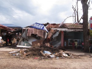フィリピン台風30号被害