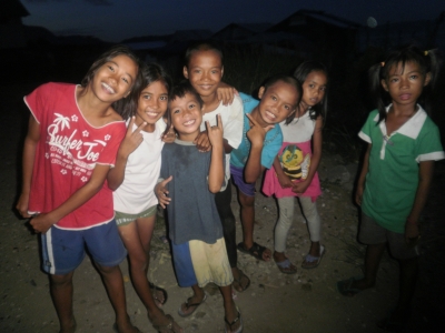 kids in tacloban