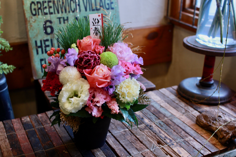 ハンドメイド❣️大人可愛いお正月アレンジ❣️鏡餅、プリザーブドフラワー薔薇、扇❁⃘* おうちde鏡餅＆お正月アレンジ | HAVANKのGood Vibrations