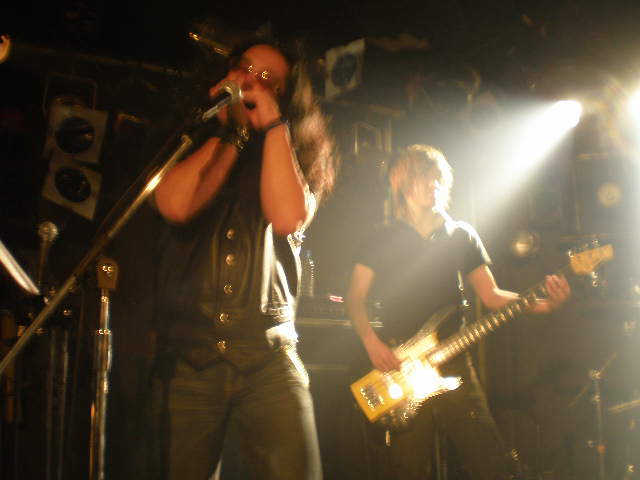風雷共演。