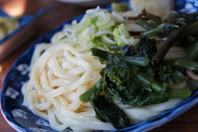 山菜ぶっかけうどん