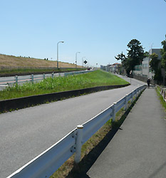 バス停を降りて・・