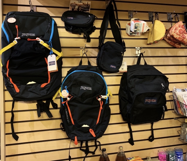 Jansport & NEW YORK CITY | the Apartment