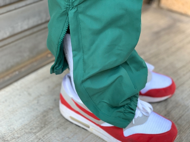 【新品】the Apartment TOMBO ナイロン トラックパンツ 新品】the Apartment TOMBO ナイロン トラックパンツ - メルカリ