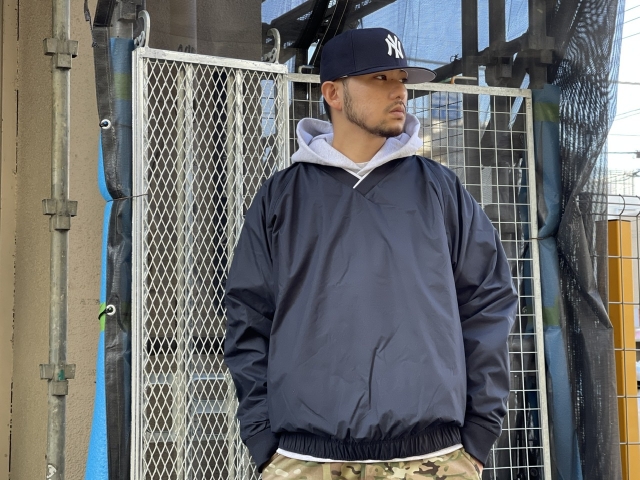 Nylon pull over | the Apartment