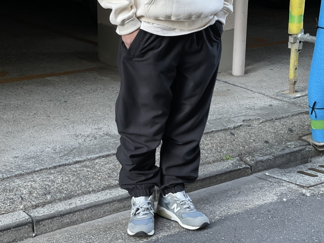【新品】the Apartment TOMBO ナイロン トラックパンツ Truck Pants | the Apartment