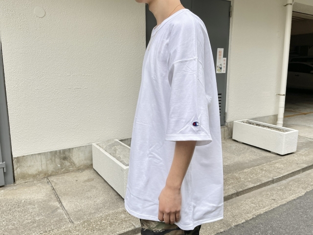 目玉 | the Apartment