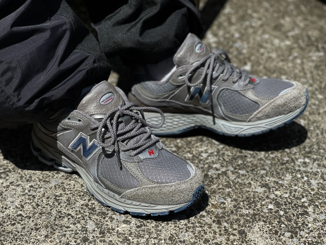 靴 M2002RVA New Balance 27.5 NEW BALANCE M2002RVA 27.5cm - メルカリ