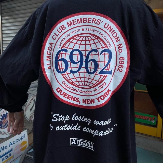 XL The Almeda Club Long Sleeve Tシャツ | angeloawards.com