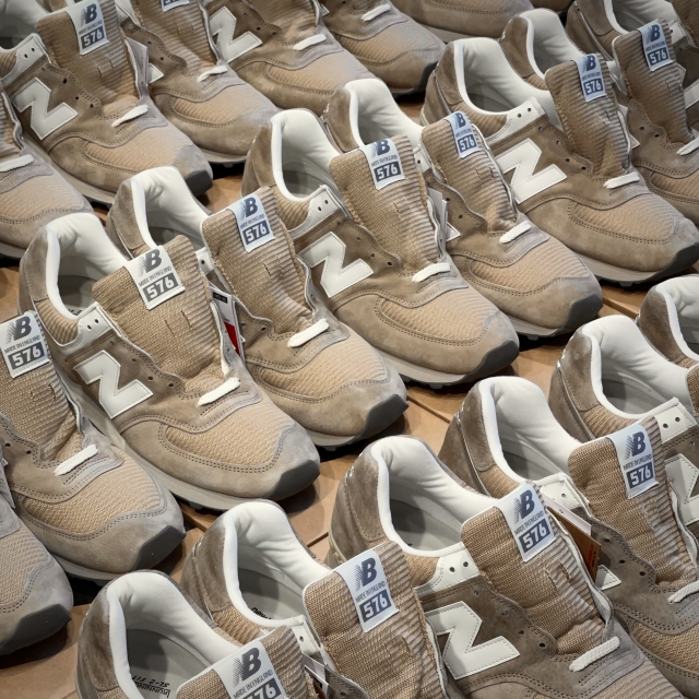 576の新色が登場 | the Apartment