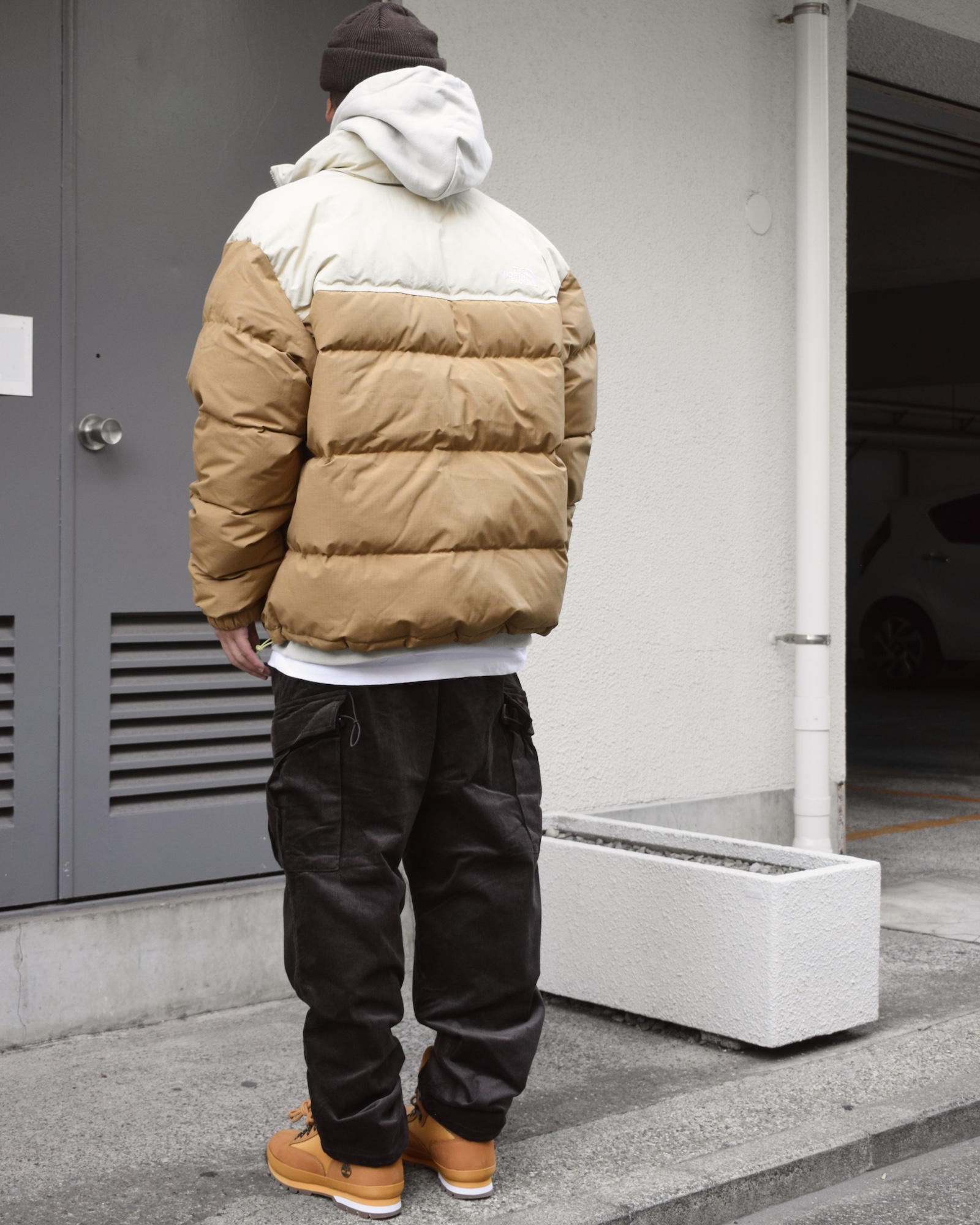 THE NORTH FACE the apartment USA限定newbalance - マウンテンパーカー