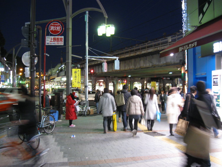 上野駅前