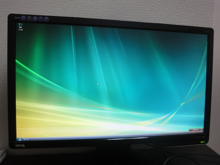 BENQ-G2220HD