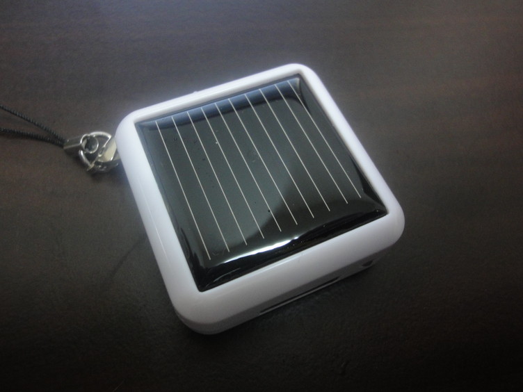 ソーラー充電器