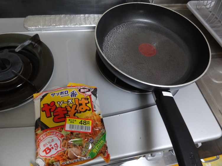 サッポロ一番ソース焼きそば