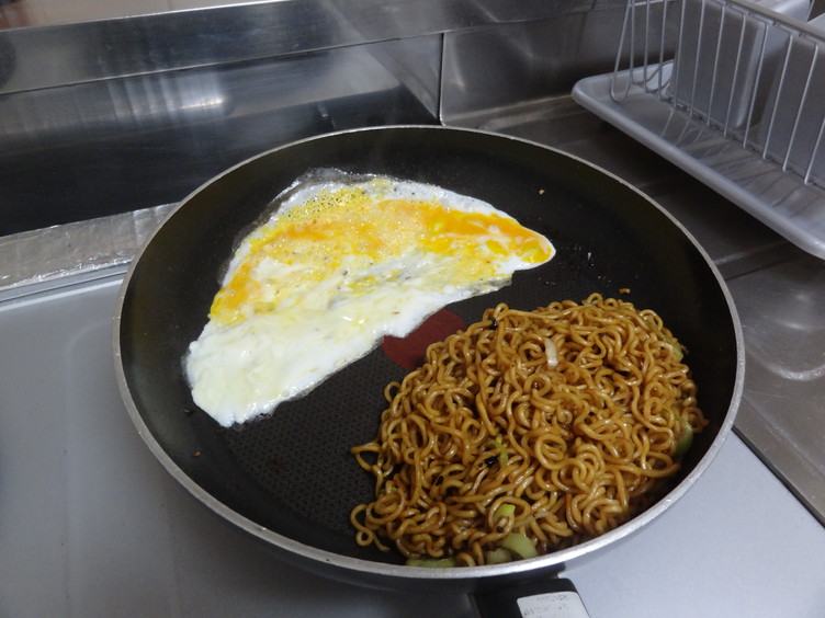 サッポロ一番ソース焼きそば