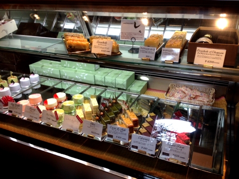 滋賀県のケーキ屋ドゥブルベボレロのアイアシェッケ 食いしん坊リキのブログ
