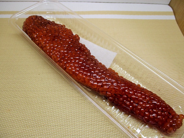 北海道産 生筋子 262g/1129円(税込) ロピアで購入。