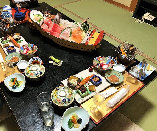 伊豆・河津町　旬菜つりばし　夕飯