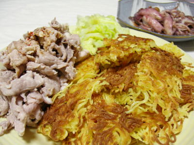 焼きそばの揚げ焼き
