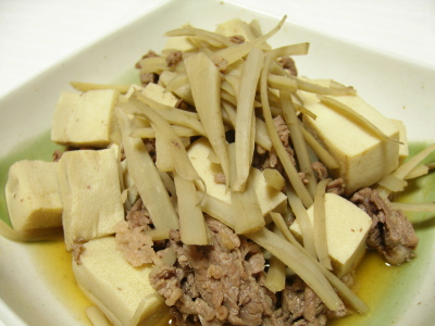 高野豆腐とごぼうの煮物