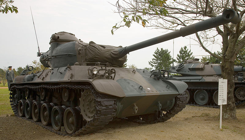 800px-Japanese_Type_61_tank_-_1.jpg