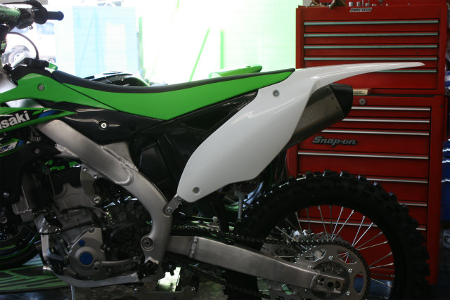 2013年モデル KX250Fの外装を | ピュアログ