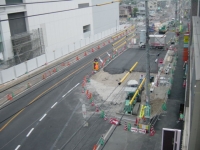 道路工事始まる