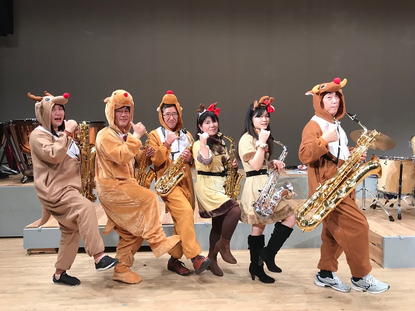 5 sax.jpg